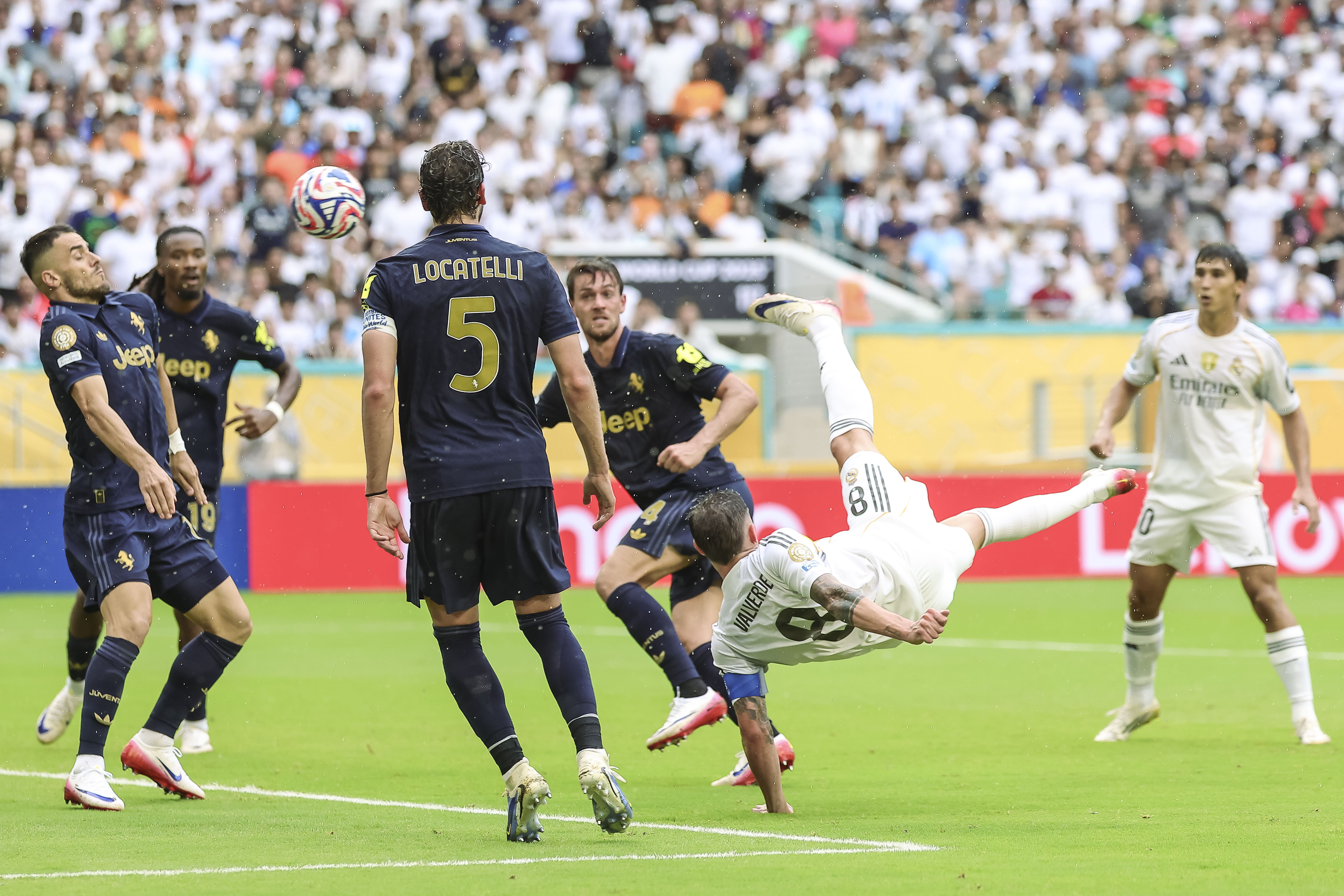 od体育课程-马赛见好就收，清脆胜出，晋级世界足球大赛四分之一决赛