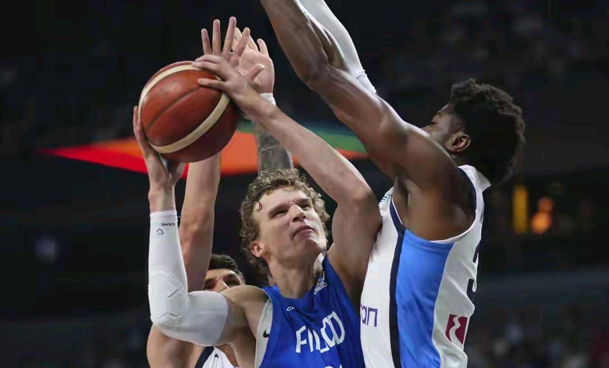 od体育官方登录入口-雄鹿客场险胜掘金，字母哥砍下40分